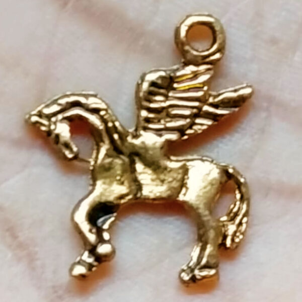 S9058-176 - Aadhyathmik Rekkala Gurram Yegire Gurram Misrama Loha Kavach Parakkum Gudhirai Locket Flying Horse Mixed Metal Pendant 1inch - Image 4