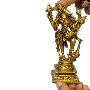 S9031-66 - Aadhyathmik BhuVaraha BhooVaraha Brass Idol 5.5inch 618grams