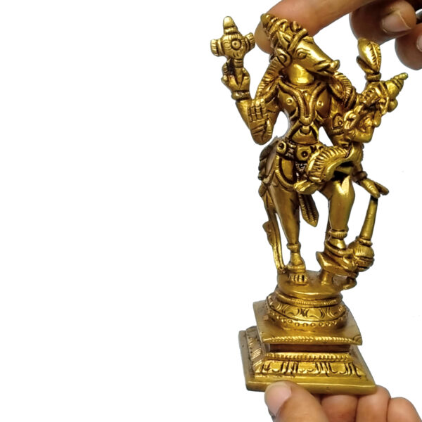 S9031-66 - Aadhyathmik BhuVaraha BhooVaraha Brass Idol 5.5inch 618grams