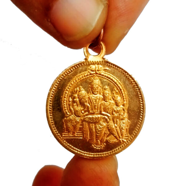 Shiv Parivar Shiva kudumbam Siva Family Copper Pendant Taamba Kavach Ragi Seppu Locket 1inch 5grams - A3068-02