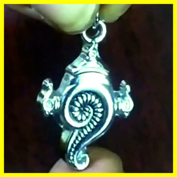 MMP6 - Aadhyathmik Shank Mixed Metal Pendant 1inch 4Grams