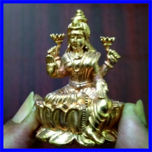 V0044-01 - Ashtadathu Maha Laxmi Idol Astalogam Lachmi Silai Ashtaloha Lakshmi Vigraham